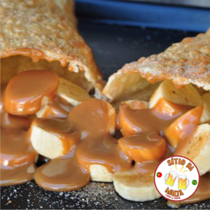Pastel de Banana com Doce de Leite